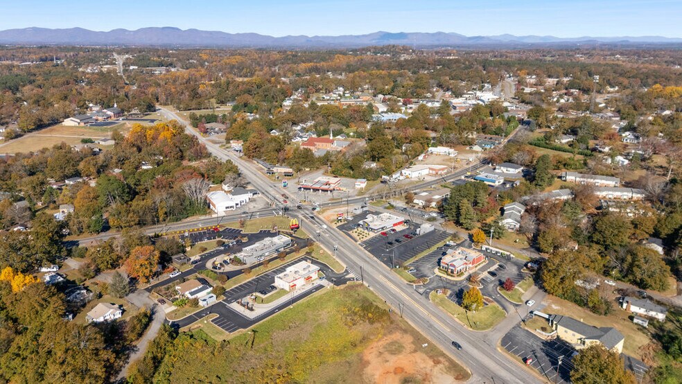 More Photos Of 79 S Main St, Inman General Retail For Sale