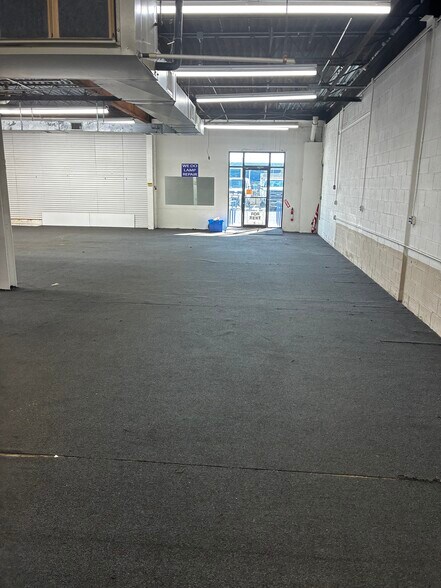 More Photos Of 8601 Torresdale Ave, Philadelphia Flex For Lease