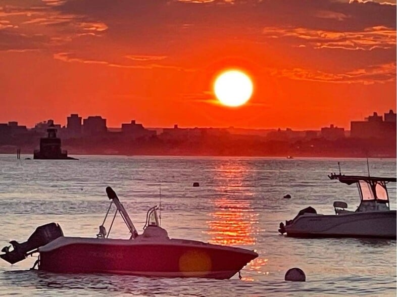 More Photos Of 7 Bond St, Great Neck Apartments For Lease