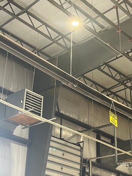 More Photos Of 1401 AIP Dr, Middletown Warehouse For Sale