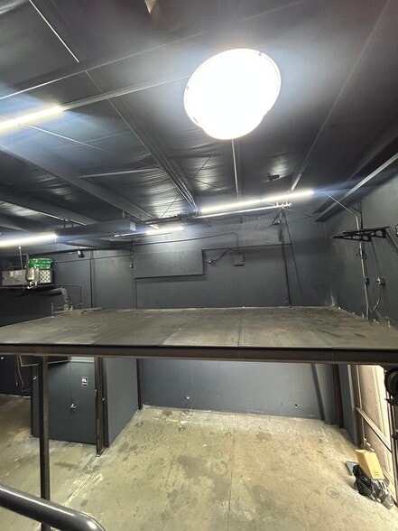 More Photos Of 17030 Alico Commerce Ct, Fort Myers Warehouse For Sale