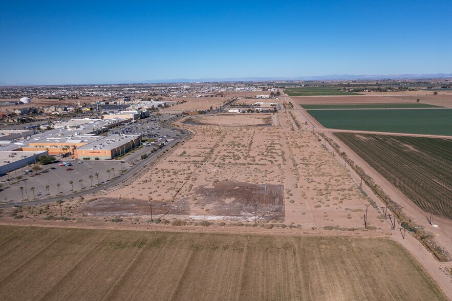 More Photos Of 1558-1560 Dogwood Rd, El Centro Land For Sale