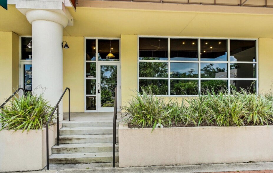 More Photos Of 123 Magnolia Ave, Daytona Beach Apartments For Lease