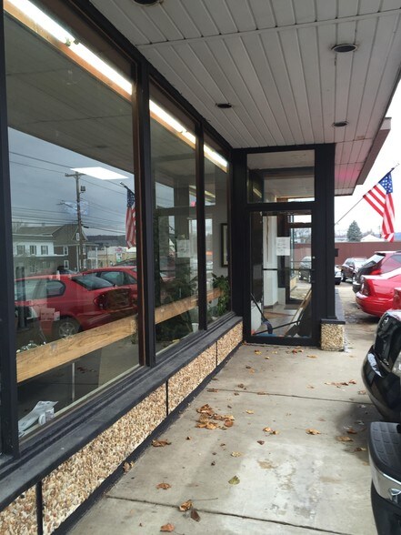 More Photos Of 223-225 Main St, Binghamton Auto Dealership For Sale