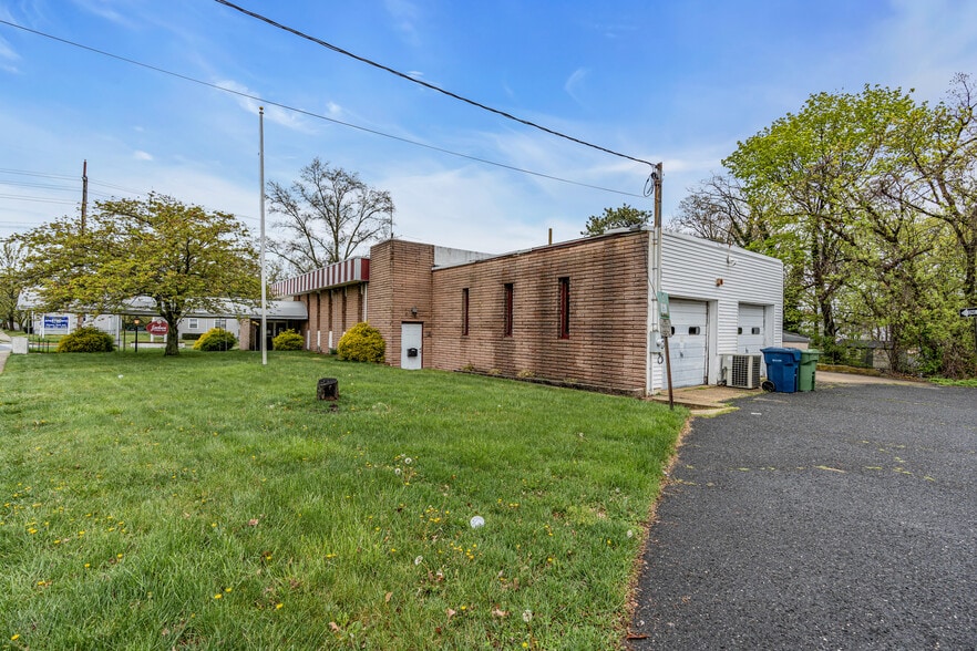 More Photos Of 242 Neptune Blvd, Neptune Funeral Home For Sale