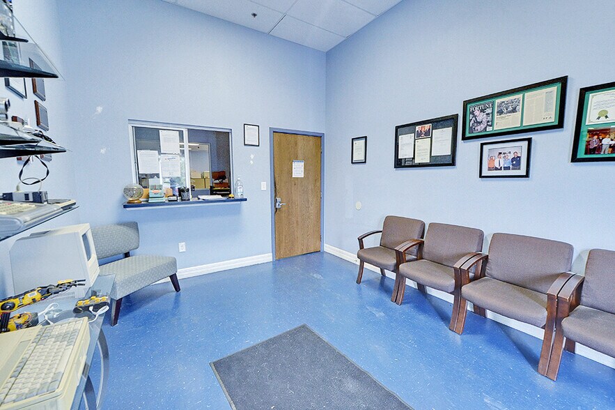 More Photos Of 705 S Easy St, Lecanto Industrial For Sale