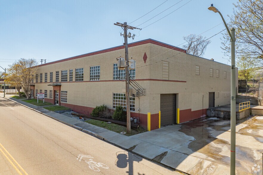 More Photos Of 777 S Main St, Memphis Warehouse For Sale