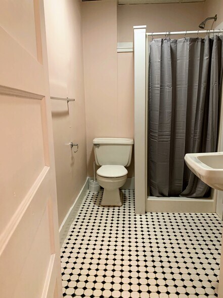 More Photos Of 75 Sherman St, Portland Apartments For Sale