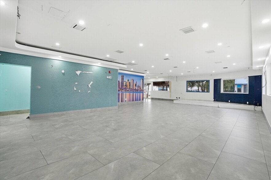More Photos Of 45 NW 22nd Ave, Miami Restaurant For Sale