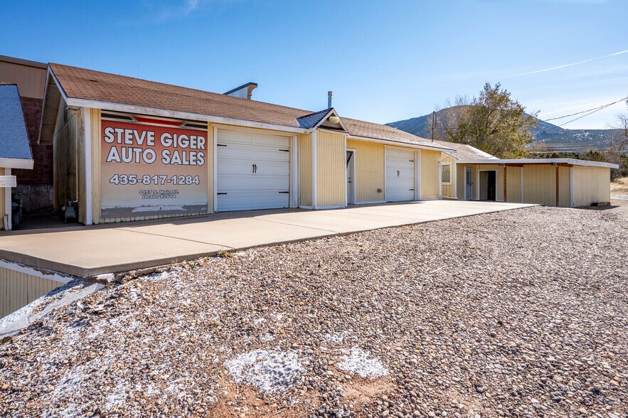More Photos Of 1157 S Main St, Cedar City Auto Repair For Sale