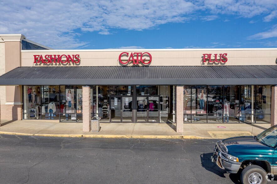 More Photos Of 308-356 Cox Creek Pky, Florence Storefront For Lease