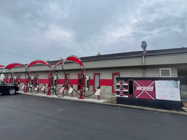 More Photos Of 8990 S Old State Rd, Lewis Center Carwash For Sale