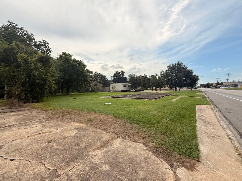 More Photos Of 2555 4th st, Beaumont Land For Sale