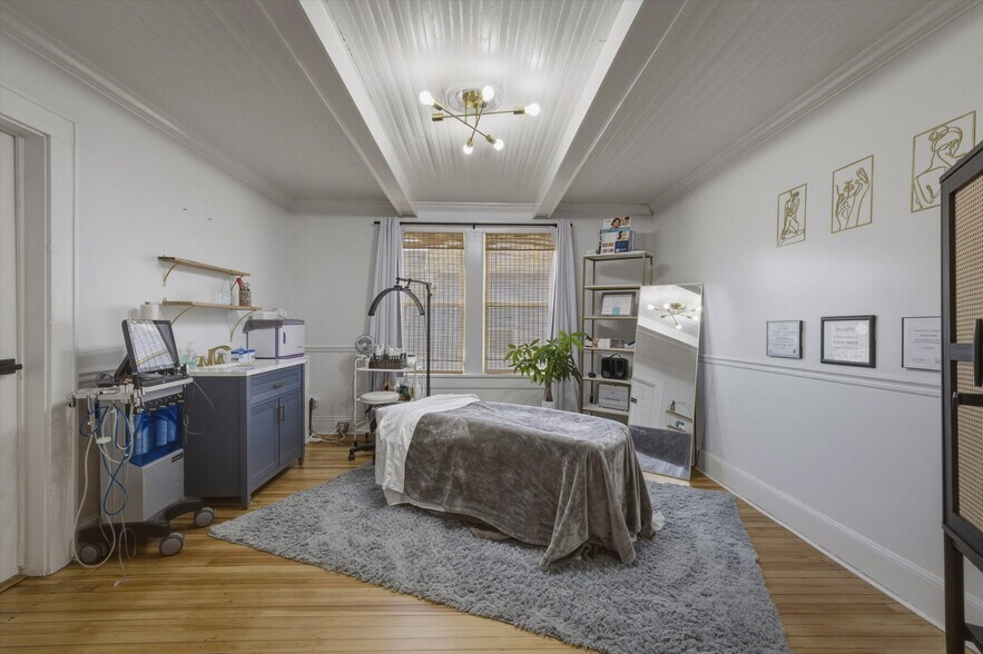 More Photos Of 408 S Green St, Morganton Specialty For Sale