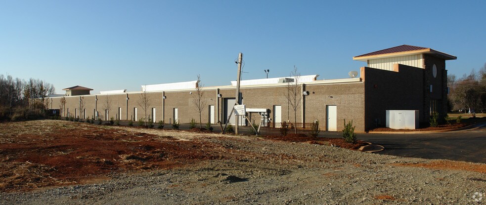 More Photos Of 1905-1939 Nc-119 Hwy S, Mebane Restaurant For Lease