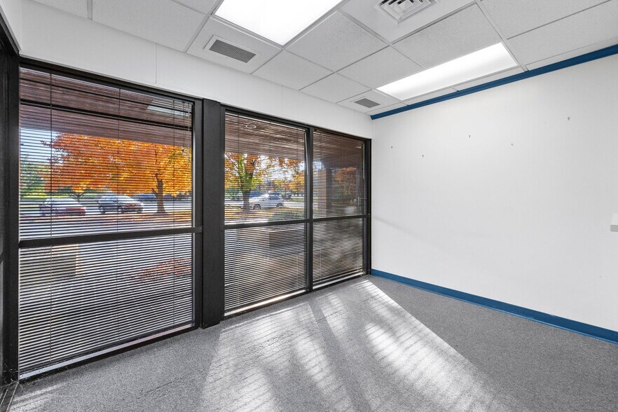 More Photos Of 1730 Amherst St, Winchester Medical For Sale