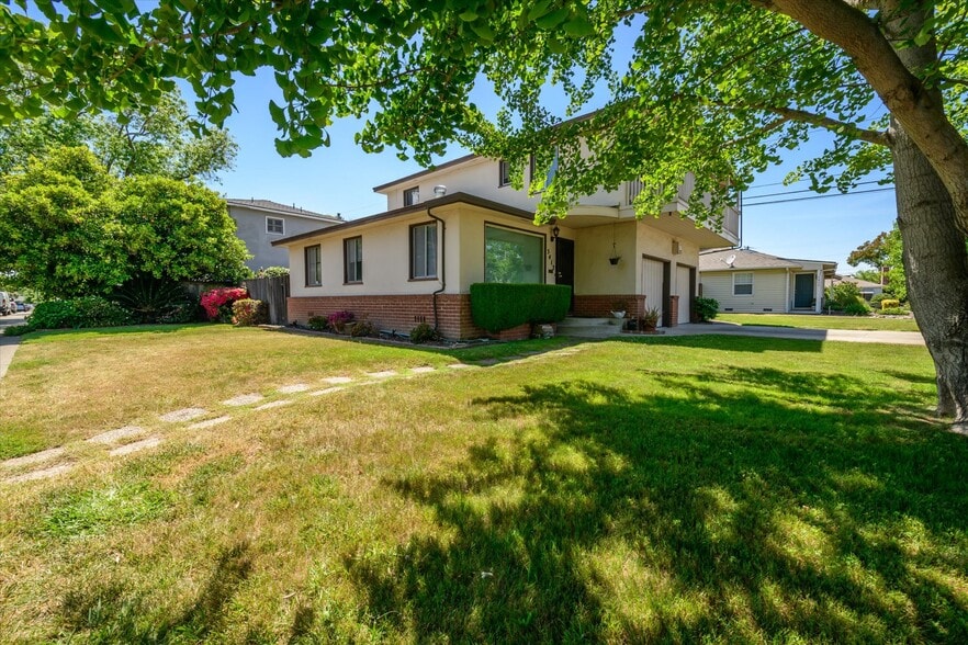 More Photos Of 5408 Folsom Blvd, Sacramento Apartments For Sale