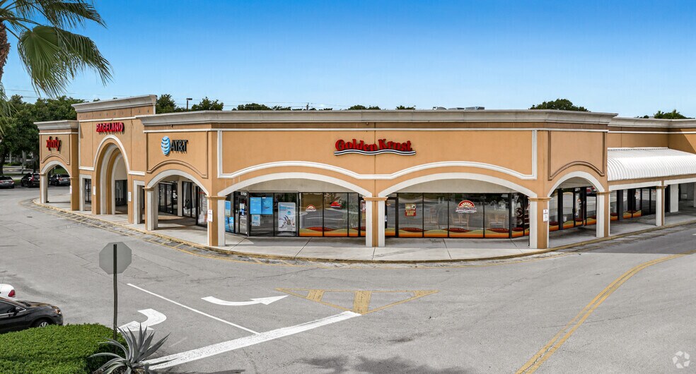 More Photos Of 5701-5881 N University Dr, Tamarac Unknown For Lease