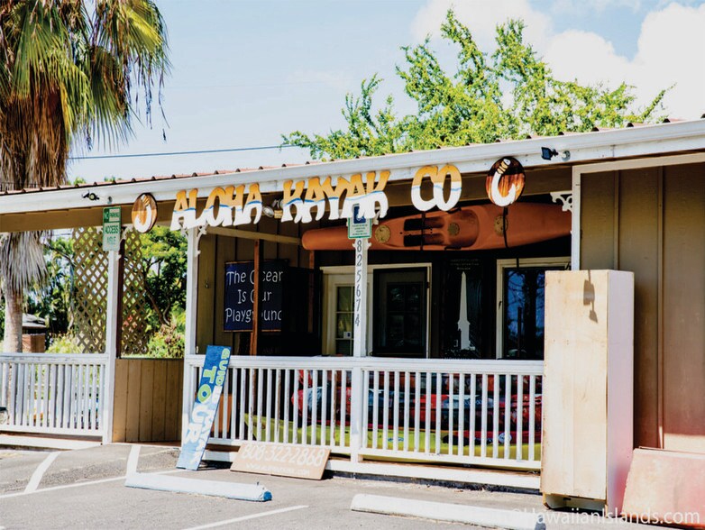 More Photos Of 82-5674 Kahau Pl, Captain Cook Restaurant For Lease