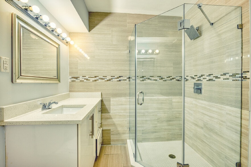 More Photos Of 912-918 NE 15th Ave, Fort Lauderdale Apartments For Sale