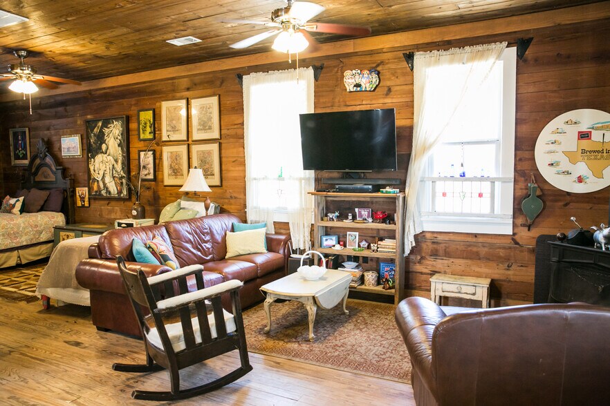 More Photos Of 12400 E Texas St, Burton Freestanding For Sale