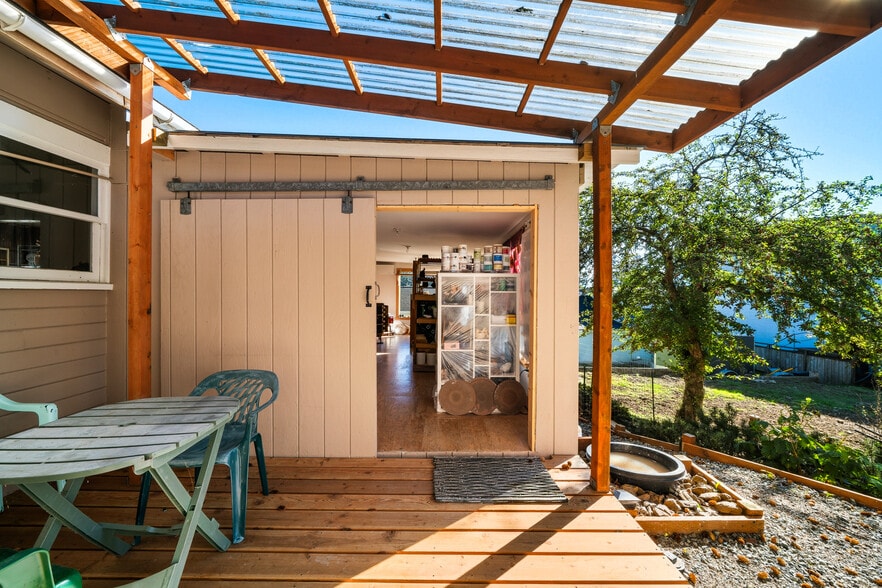 More Photos Of 12955 Highway 101 N, Nehalem General Retail For Sale