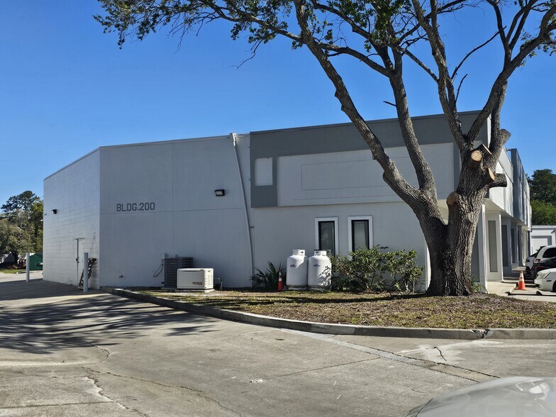 More Photos Of , Jacksonville Flex For Sale