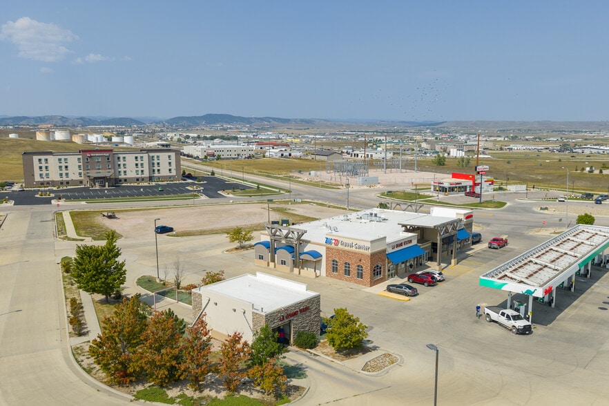 More Photos Of 3851 Eglin St, Rapid City Convenience Store For Lease