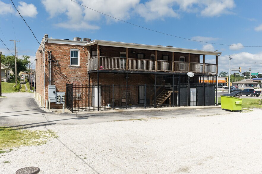 More Photos Of 1809 Minnesota Ave, Kansas City Storefront Retail Residential For Sale