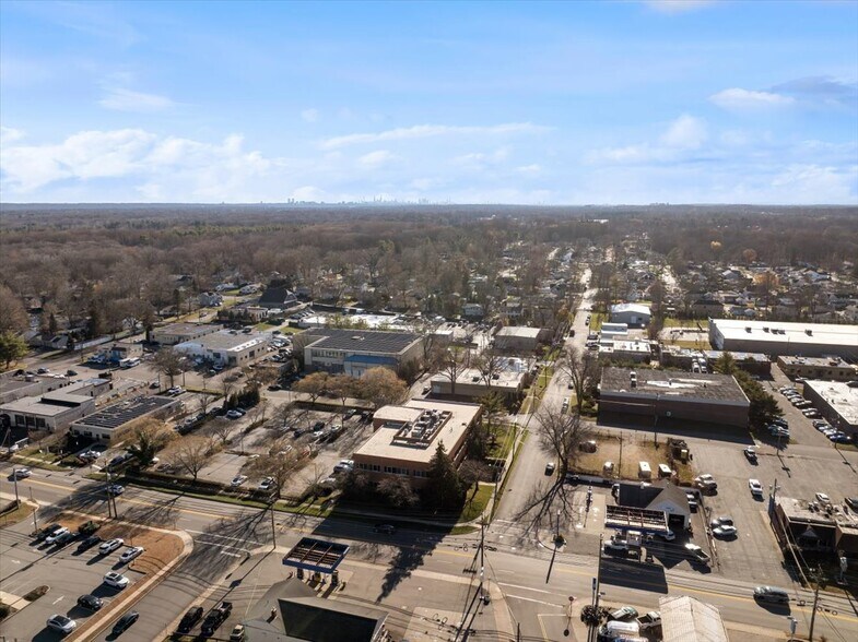 More Photos Of 333 Old Hook Rd, Westwood Medical For Sale