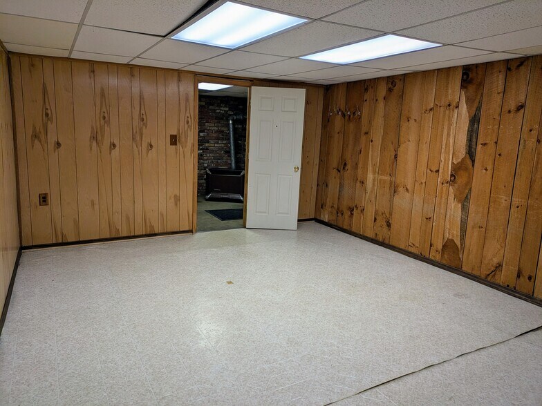 More Photos Of 1001 Greenville Hwy, Hendersonville Medical For Sale