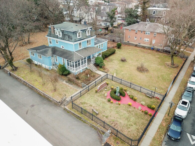 More Photos Of 145 Clinton Ave, Staten Island Religious Facility For Sale