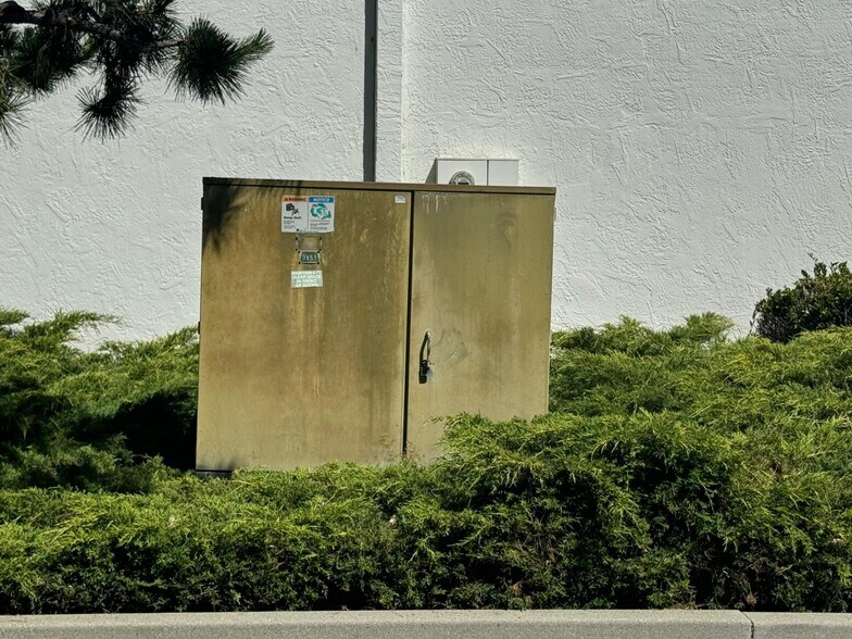 More Photos Of 1868-1872 Stone Ave, San Jose Manufacturing For Lease