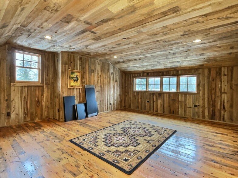 More Photos Of 5771 US Highway 45, Land O Lakes Office For Sale