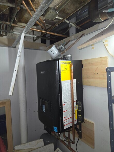 More Photos Of 2409 S Lyndale Ave, Minneapolis Multifamily For Sale