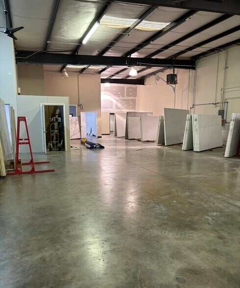 More Photos Of 10913 Office Park Dr, Charlotte Unknown For Lease