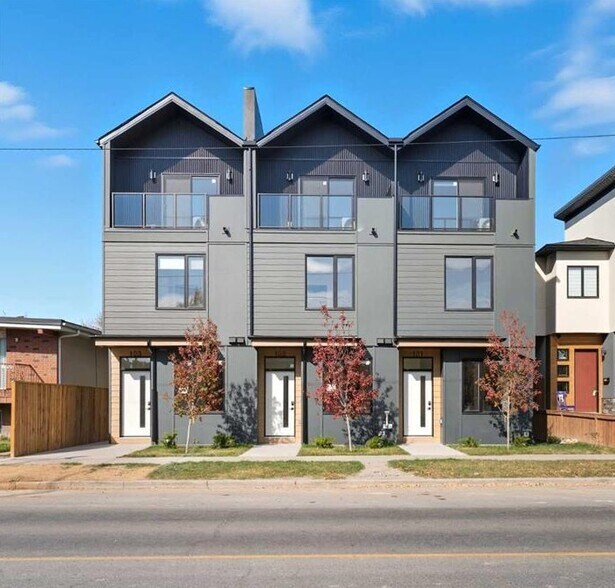 Primary Photo Of 1224 20 Av NW, Calgary Apartments For Sale