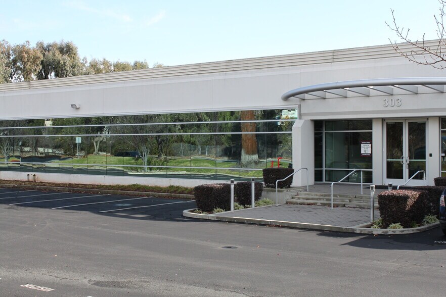 More Photos Of 303 Ravendale Dr, Mountain View Office For Lease