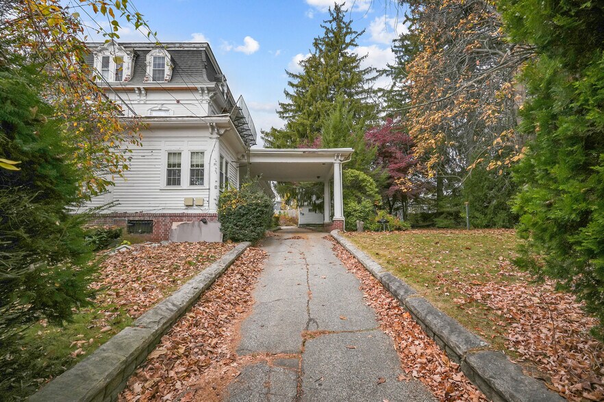 More Photos Of 3 Highland St, Woonsocket Multifamily For Sale