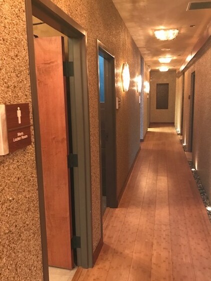 More Photos Of 4100 Spring St, Spring Park Storefront Retail Residential For Lease