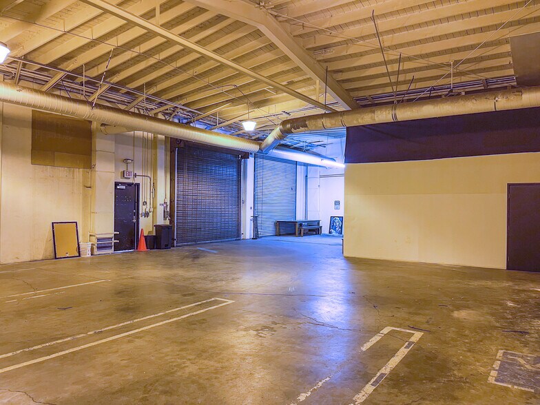 More Photos Of 752-758 N Highland Ave, Los Angeles Loft Creative Space For Lease