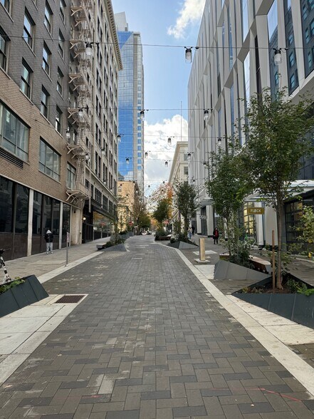 More Photos Of 812 SW Washington, Portland Office For Sale