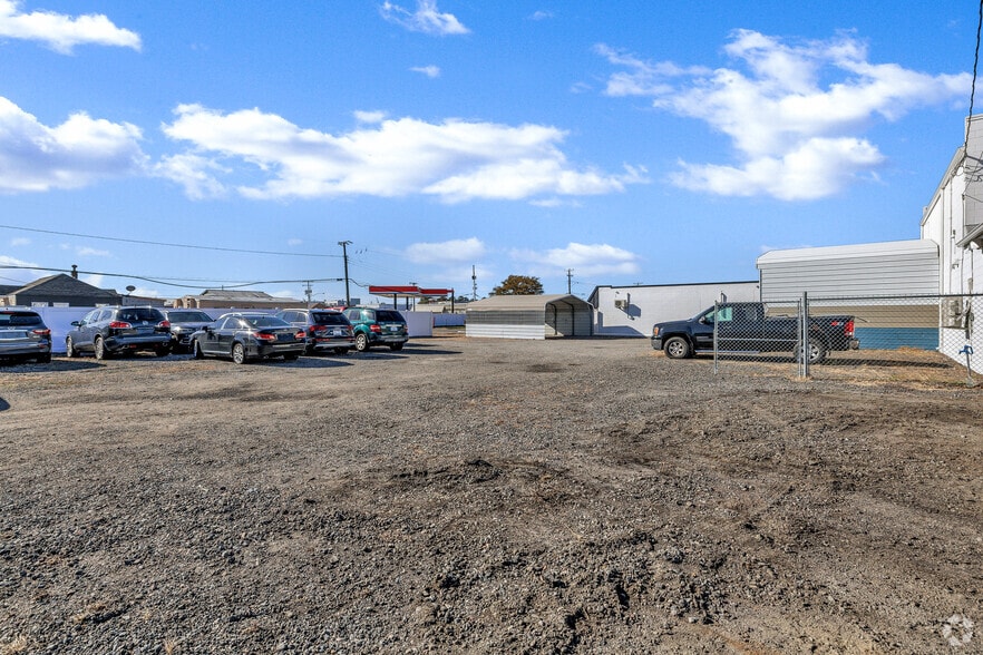 More Photos Of 245 Pennsylvania Ave, Virginia Beach Auto Repair For Lease