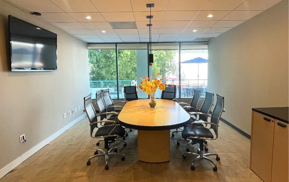 More Photos Of 1010 N Central Ave, Glendale Office For Lease