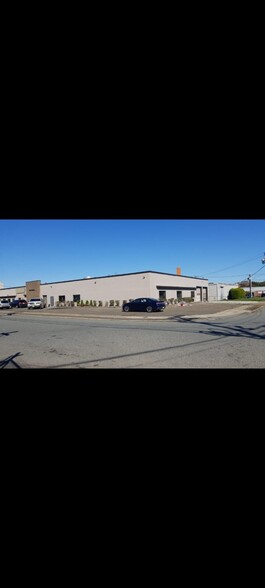 Primary Photo Of 48 Industrial St W, Clifton Warehouse For Lease