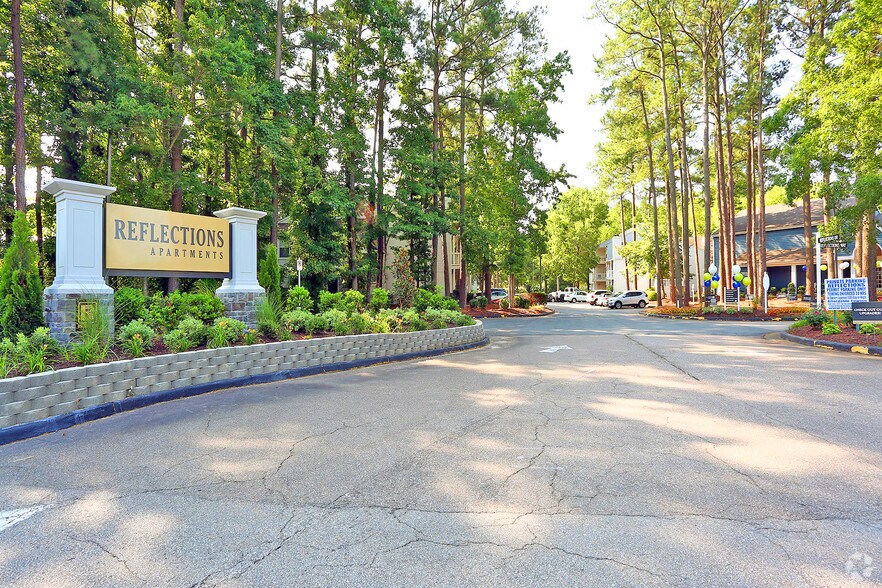 More Photos Of 3001 Reflections Way, Virginia Beach Apartments For Sale
