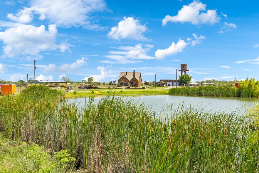 More Photos Of 995 W Gates Valley Rd, Poteet Land For Sale