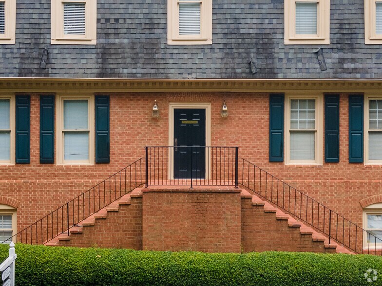 More Photos Of 1640 Powers Ferry Rd SE, Marietta Office For Lease