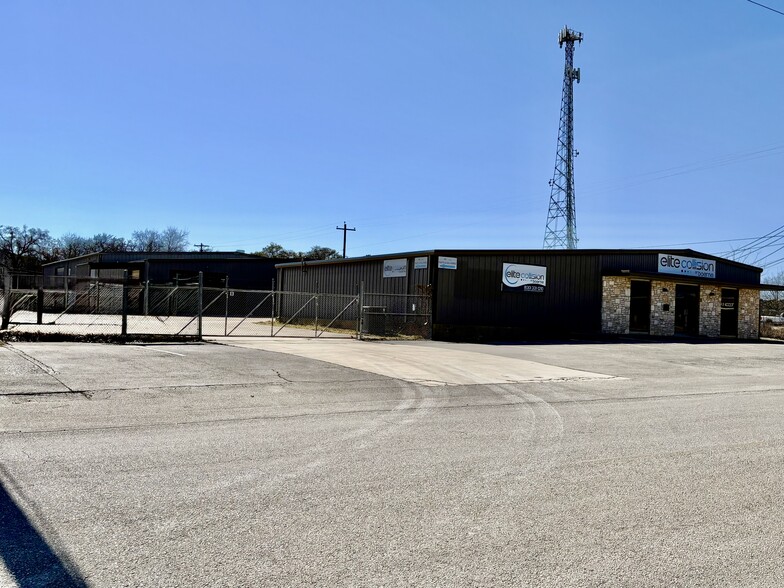 More Photos Of 124 Industrial Dr, Boerne Service For Lease