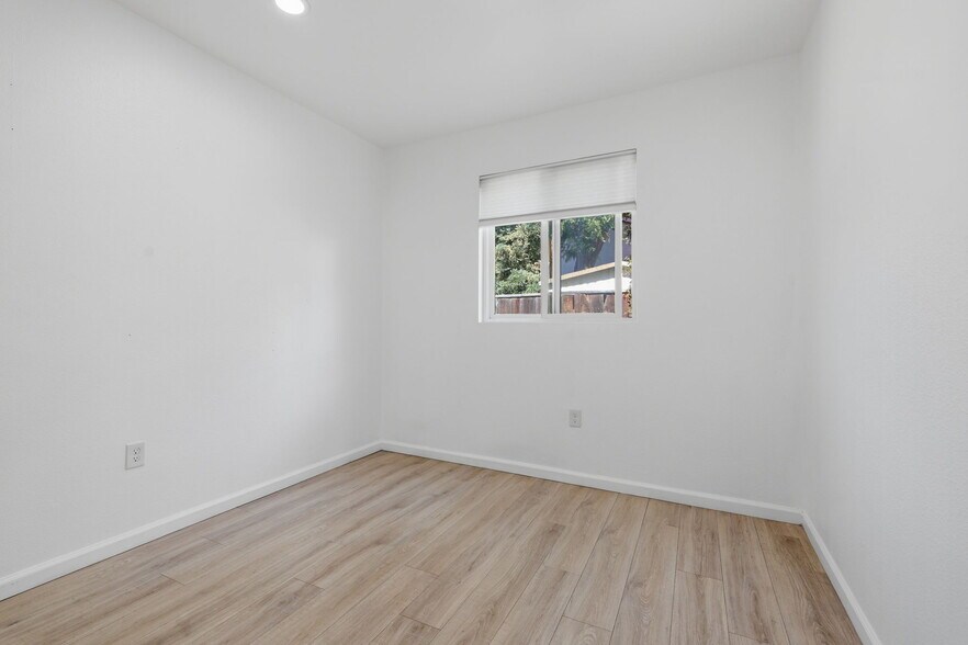 More Photos Of 2930 Clayton Rd, Concord Storefront Retail Residential For Sale